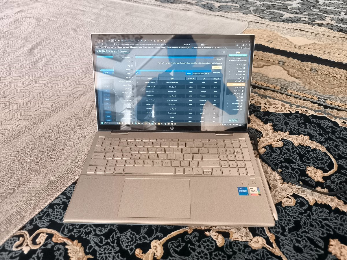 لپ‌تاپ HP Pavilion با طراحی زیبا